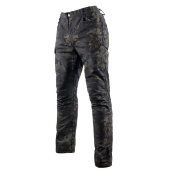 The IX7 outdoor tactical trouser is built for rugged terrain and active use. Made from a breathable cotton-poly blend